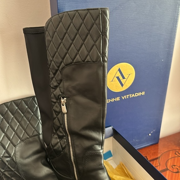 Adrienne Vittadini boots - Picture 5 of 8